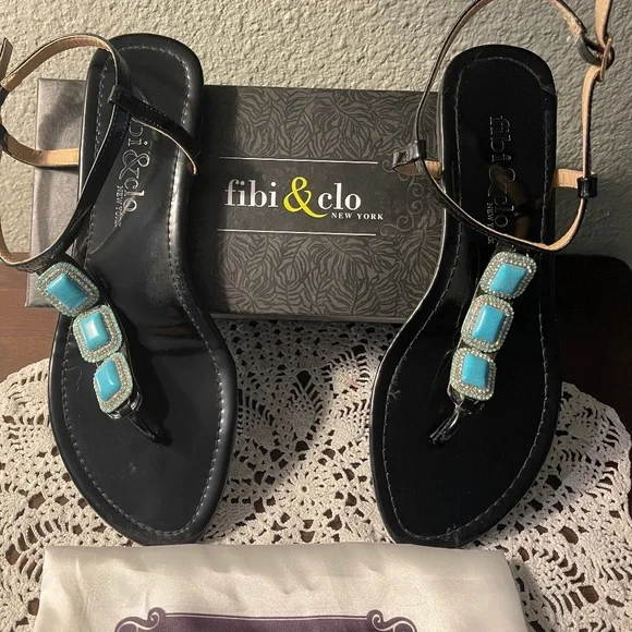 Fibi & Clo Austin Sandal - Picture 1 of 4